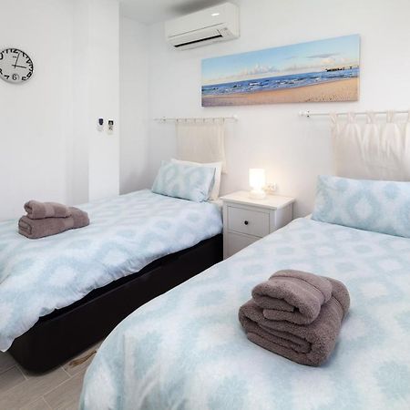 Villa Miramar Burriana Beach 10 Pax Nerja Kültér fotó
