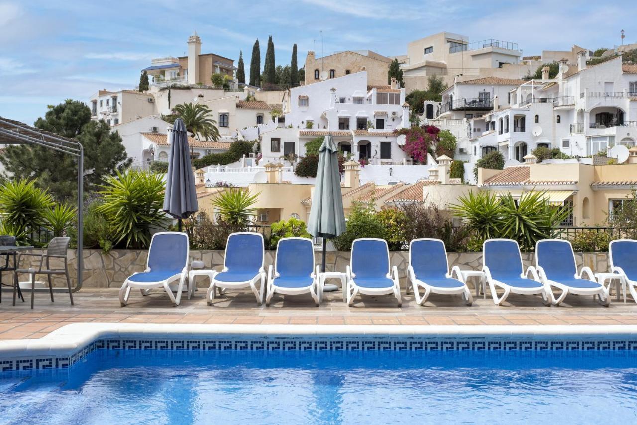 Villa Miramar Burriana Beach 10 Pax Nerja Kültér fotó